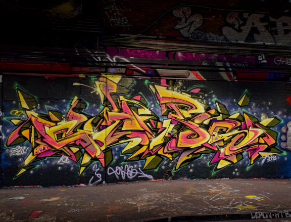 Wildstyle graffiti in London (Leake Street Tunnel)